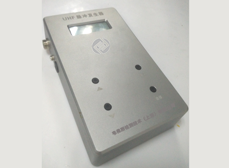 UHF steep pulse signal generator